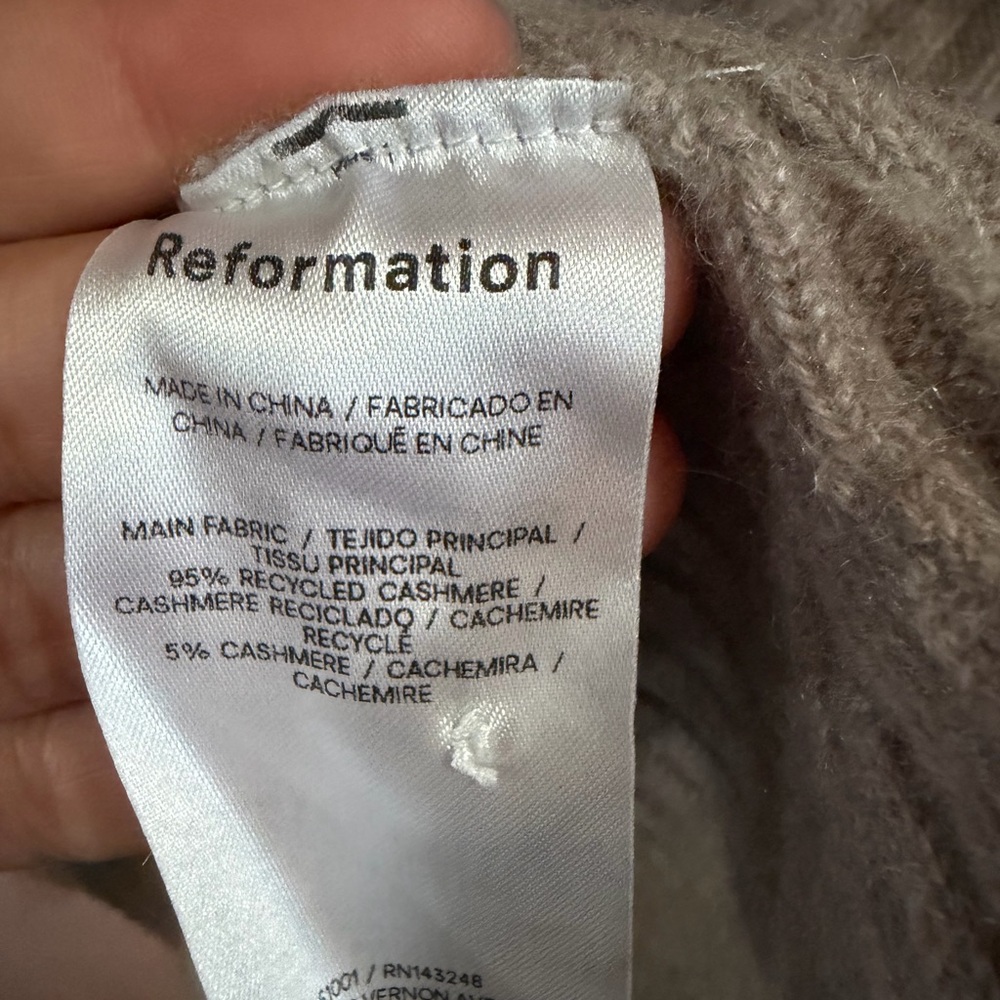 Reformation Shea Cashmere Cardigan - Picture 5 of 8